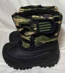 US SPORTS Snow Boots Size 5 EUC Black Camo