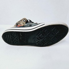 Superman Flying Converse All Star Chuck Taylor Youth Unisex Size 2 All Over Prin