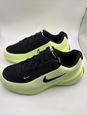 Nike Uplift SC Big Kids‘ Shoes (Black/Barely Volt/Black). Size 4 Youth.