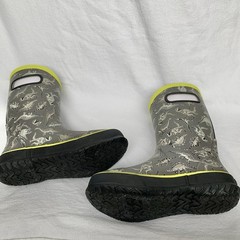NEW Bogs Kids Rain Boots Super Dino Gray Waterproof Pull On Handles Youth Sz 4