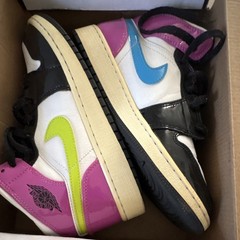 Jordan Air Jordan 1 Low GS Multicolor Leather Comfort Lace Up 553560-163 5.5Y