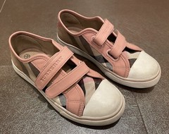 BURBERRY Kids Check Cotton Beige Shoes . Size-34