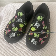 Vans Trippy Drip Glow in the Dark Kids 10.5 Halloween Classic Black Slip On