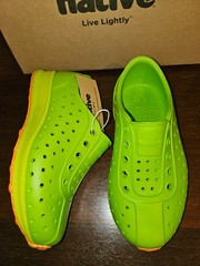 Native Kid’s Sz C9 Palm Green/Pickle Green Robbie Sugarlite Slip-On Shoes $65