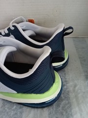 Avia Kids Athletic Shoes Elastic Laces Memory Foam O2 Air White Navy Sz 5