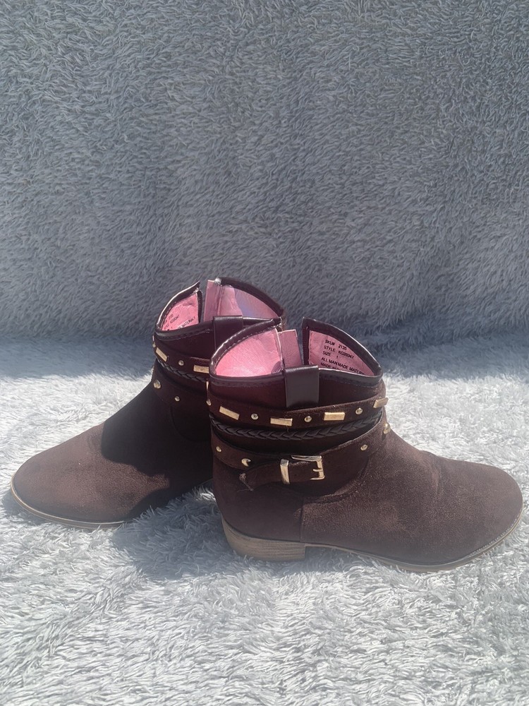 kids boots size 1