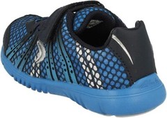 Back to School Clarks Free Tempo Sneaker ( Big Kid) 26100449 4.5W
