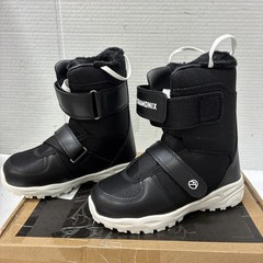 Chamonix Caden kid’s Snowboard Boots White/black Size 3K Box Damaged