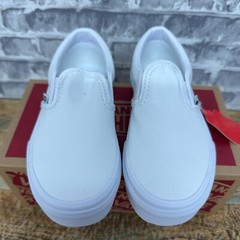 Vans Classic Slip On True White Canvas Shoes VN000ZBUENS Kids Size 11 New