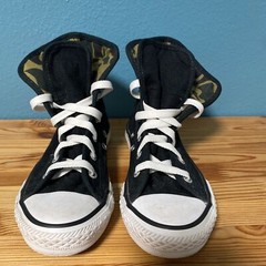 Converse All Star Chuck Taylor High Tops Canvas Black and Camo Jr size 13 Kids