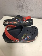 CROCS Kids J 1 Crocband Fun Lab Light-Up Race Car Clog, Navy
