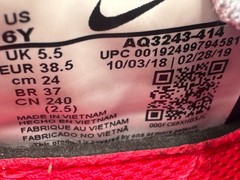 Nike Epic React Flyknit 2 Youth Sneakers Size 6 Running Shoes AQ3243-414