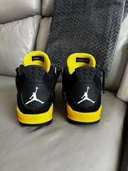 Jordan Air Jordan 4 Retro Thunder Black Yellow Sneaker US 7Y UK 6 EU 40