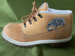 Timberland Chukka Boots Wheat Juniors 5.5M NICE Lugged Sole