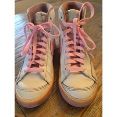Nike Blazer Mid 77 White Pink Spell, size 4 youth style# DZ2900-100
