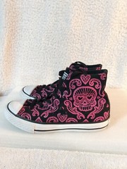 Converse Chuck Taylor One Star High Top Junior Black Pink Shulls Hearts Size 2