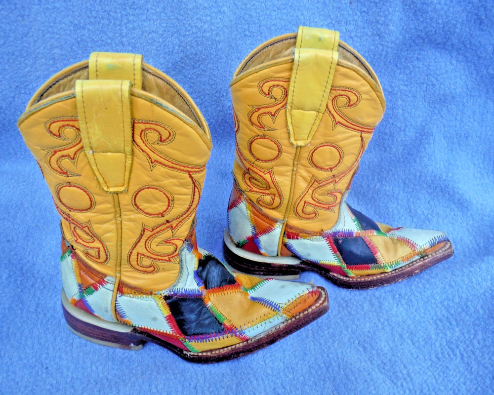 PATCHWORK LEATHER~KIDS COWBOY BOOTS~COLORFUL~WESTERN SQUARE TOE~HECHO EN MEXICO!