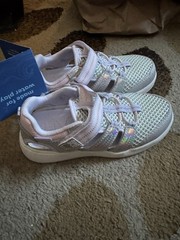 Stride Rite M2P SEATON Kids Water Shoes White Silver 12W (wide) Hook & Loop, NWT