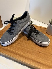 Vans Off The Wall Kids Youth Lace Up Size 4 1/2 Shoes Gray/Black Girls NWOT