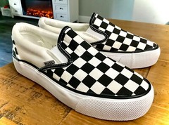 NEW UNISEX MUDD BLACK/WHITE CHECKERED SLIP ON SKATER SHOES SNEAKERS WOMENS SZ 7