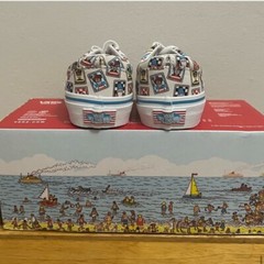 Vans Wheres Waldo? Limited Edition Canvas Sneakers Kids Sz 1 Athletic Shoes Y2K