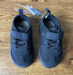 Carter’s Unisex-Child Ontario Hook Loop Casual Sneaker Blue Size 4M Toddler