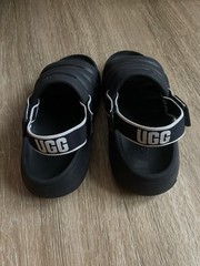 Ugg Sport Yeah Slide Black And White Kids Size 13