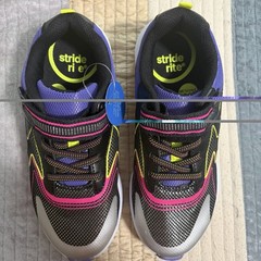 Stride Rite Lighted Cosmic 2.0 Kids Athletic Sneaker Black/Pink 2.5M EU34