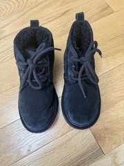 UGG Neumel II Chukka Boot for Kids Black Suede Size 13