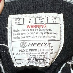 Heelys Pro 20 Kids Youth Size 3 Charcoal Camo Skate Shoes Canvas Lace Up Sneaker