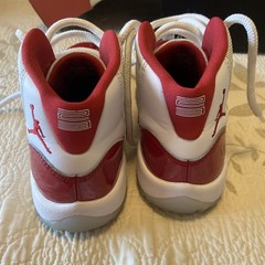 Jordan Air 11 Retro Cherry/White (GS) 4.5Y –