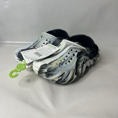 Crocs Echo Glow Marbled Clog Black/White 211883-0WU Youth J2 New With Tags