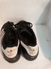 Pre Owned Youth Adidas Superstar Sneakers Size 5 1/2 Color Black And White