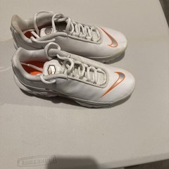 Nike Air Max Plus TN SE GS White Orange AR0005-100 Size 5.5Y