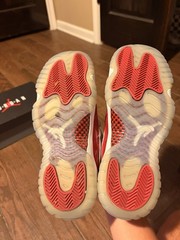 Jordan Air Jordan 11 Retro GS White/Red/Black Kids Sneaker 6Y 378038-116