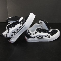 Vans Youth Size 11 Checkerboard Black and White Kids Knu Skool New without Box