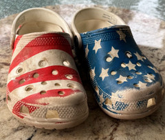 Crocs Youth Kids Clog Shoe Classic American Flag Red White Blue Stars 13 13C