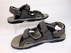 Columbia Castlerock Supreme Youth Kids Size 7.0 US Outdoor Hiking Strap Sandals