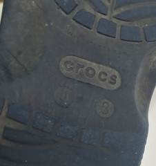 Crocs Classic Slip On Clogs Unisex Kids Navy Blue With Charms Size J3