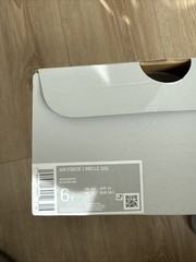 Size 6 (GS) – Nike Air Force 1 LE Mid Triple White