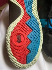 Nike Kyrie Flytrap 4Y Unisex Shoes AA1154-004