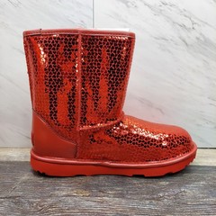 UGG Classic II Gel Hearts Red Sequin Boots 1151613K Size 3 Kids New in Box