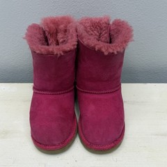 Ugg Pink Suede Bailey Bow Short Boots Size 9