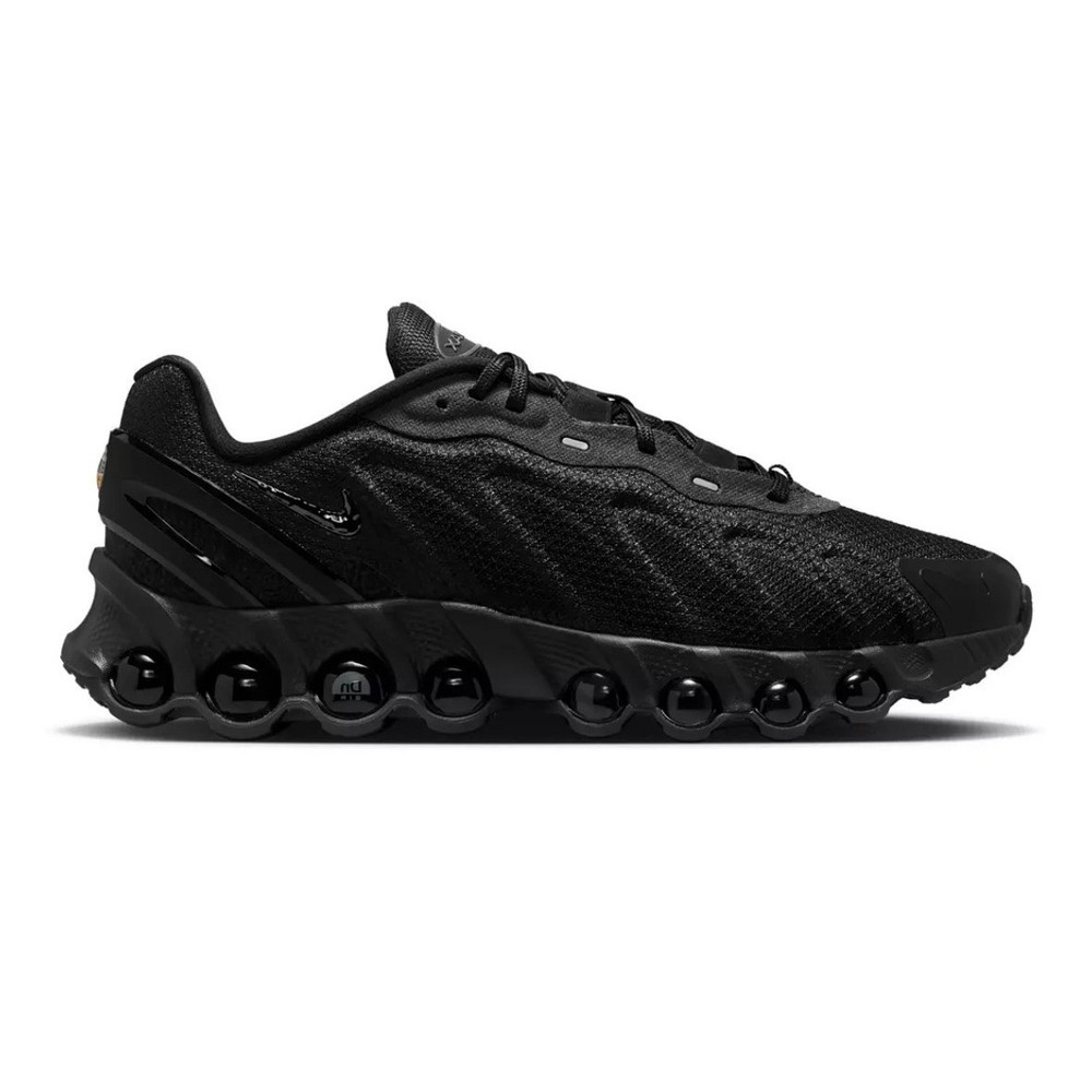 Nike Air Max Dn8 Youth Size 5Y Black Dynamic Air All Black Sneakers HF7310-002