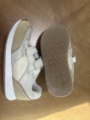 Cat and Jack Cream and Tan Classic Hook and Loop Closed Top Sneakers Kids 10