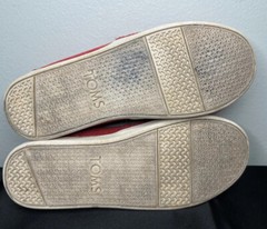 TOMS Red Corduroy Slip On Lightweight Shoes Comfy Soft Unisex Youth Size 3.5