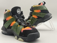 Nike Air Max 2 Charles Barkley Godzilla Shoes Youth Size 4Y / 821923-001