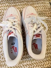 White With Red Stitching Nike Air Sneakers For Youth Size 5.5. New Without Box