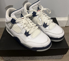 Air Jordan 4 Retro GS White Midnight Navy Leather Sneaker 6Y Unisex Kids