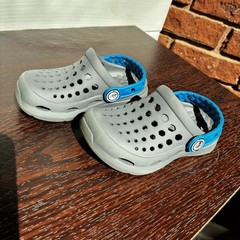 Joybees – Kid’s Active Clog – Charcoal / Sport Blue-Size 6/7 Croc style
